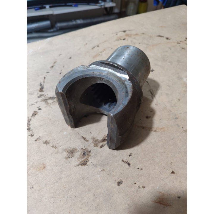 Вилка зовнішньої півосі 375-2303072-Б – запчастини Урал | Autodetal