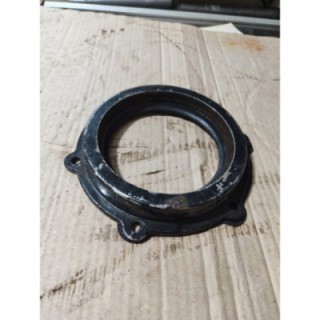 Корпус з манжетою в зборі 375-2918094 – запчастини Урал | Autodetal