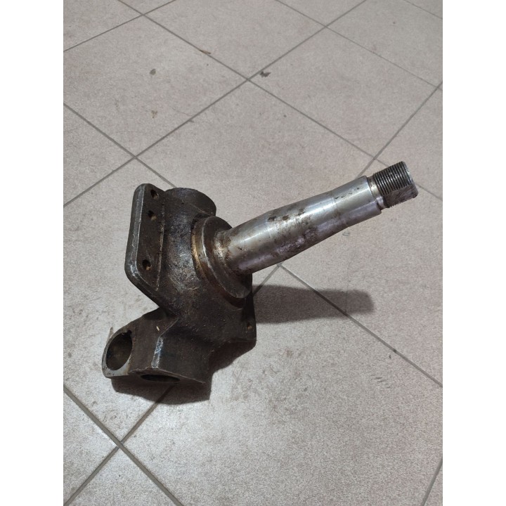 Кулак поворотний правий ЗІЛ-130 130-3001009-В