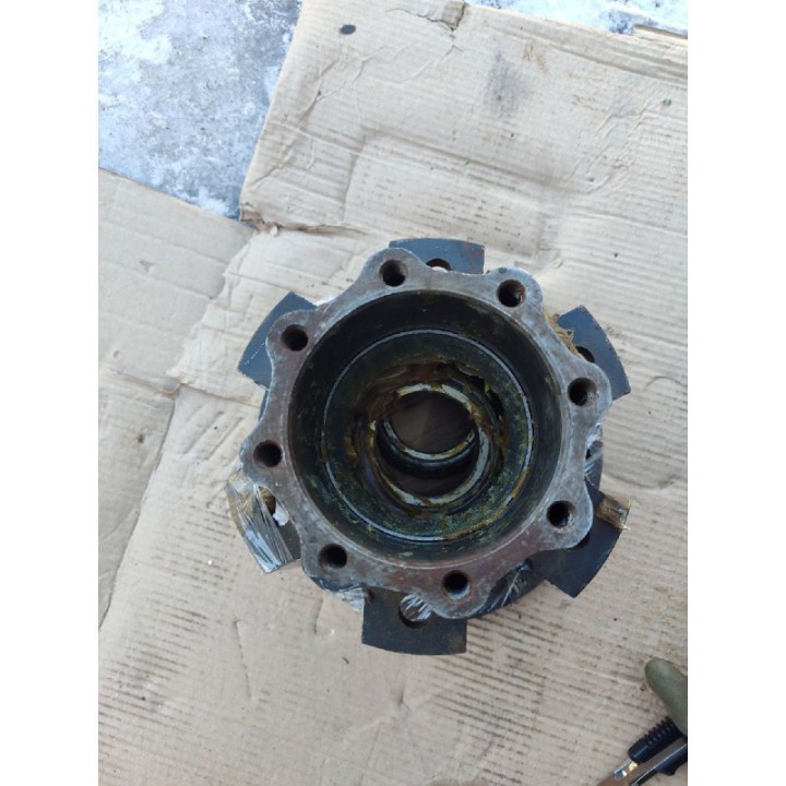 Ступиця заднього колеса в зборі ЗІЛ 5301 (Бичок) 5301-3104012-20 (оригінал)