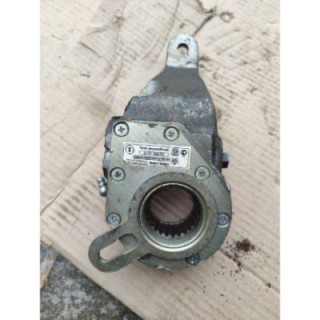 Розтискач/важіль регулювальний гальма МАЗ 54321-3502136 (правий