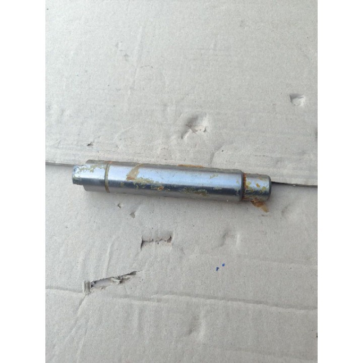 Вісь блока шестерень заднього ходу КПП ЯМЗ